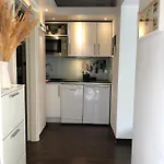 Tinyhouse Mit Pool, Outdoor Whirlpool Und Garten 別荘 *