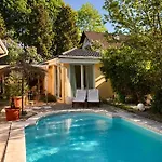펜션 Tinyhouse Mit Pool, Outdoor Whirlpool Und Garten *