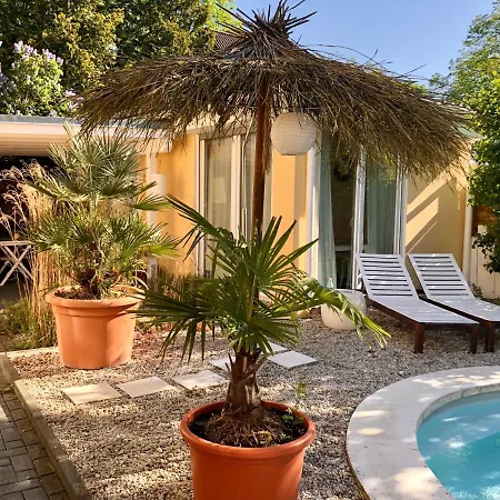 Tinyhouse Mit Pool, Outdoor Whirlpool Und Garten Petershagen-Eggersdorf