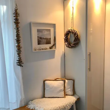 Dom wakacyjny Tinyhouse Mit Pool, Outdoor Whirlpool Und Garten *