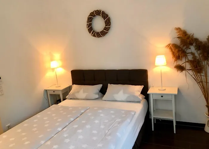 Tinyhouse Mit Pool, Outdoor Whirlpool Und Garten Сasa de vacaciones *