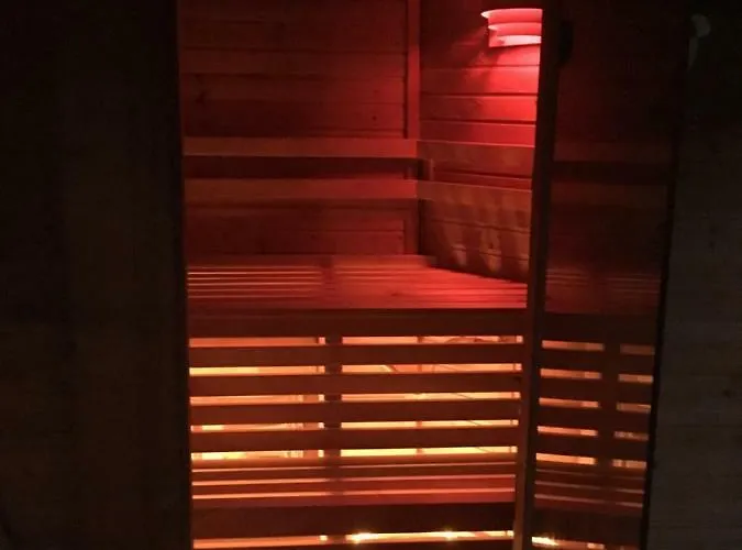 Tinyhouse Mit Pool, Outdoor Whirlpool Und Garten Petershagen-Eggersdorf