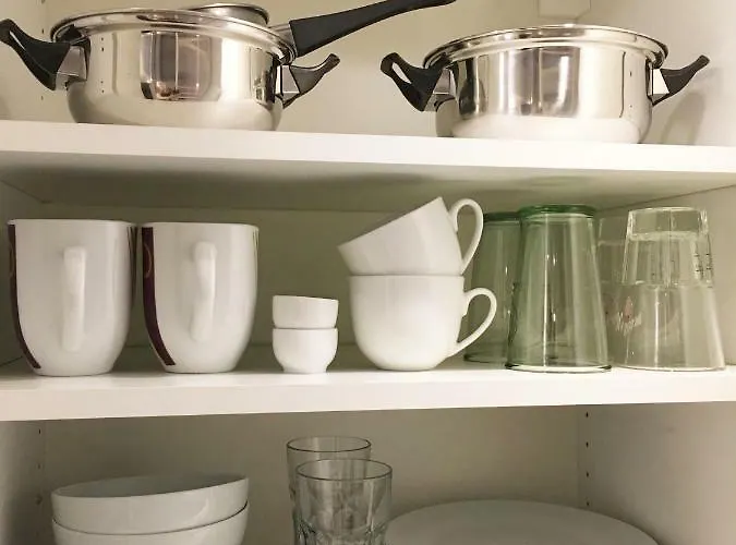 Tinyhouse Mit Pool, Outdoor Whirlpool Und Garten بيت للعطل *